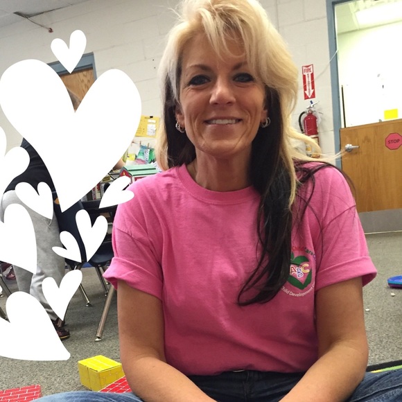 Meet your Posher, Elizabeth - Picture 4 of 14